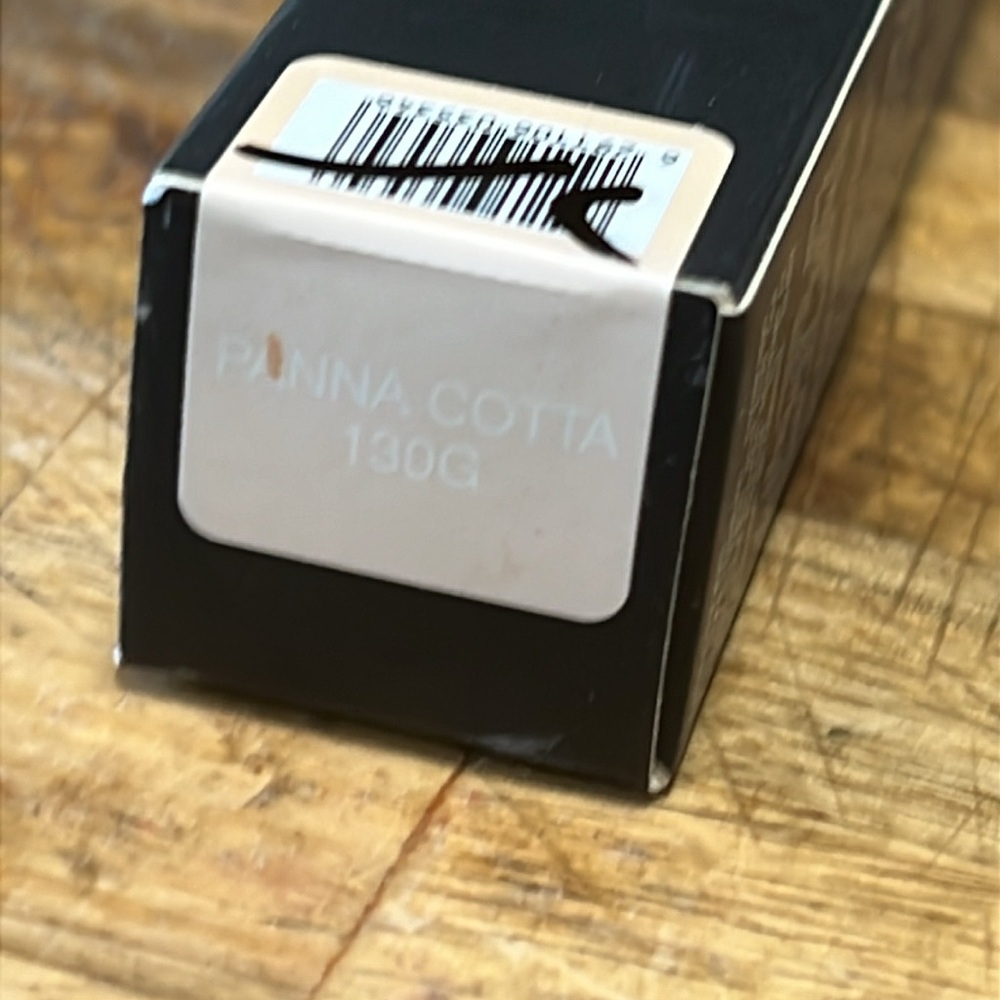 ⚡️💕Huda Beauty Panna Cotta 130G FauxFilter Foundation Stick - Picture 9 of 10